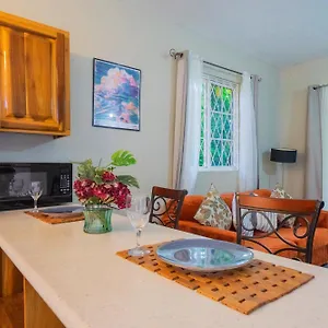 https://musgrave-annex-comfy-1-bedroom-apartment-on-the-ground-floor.hotelsochorios.net